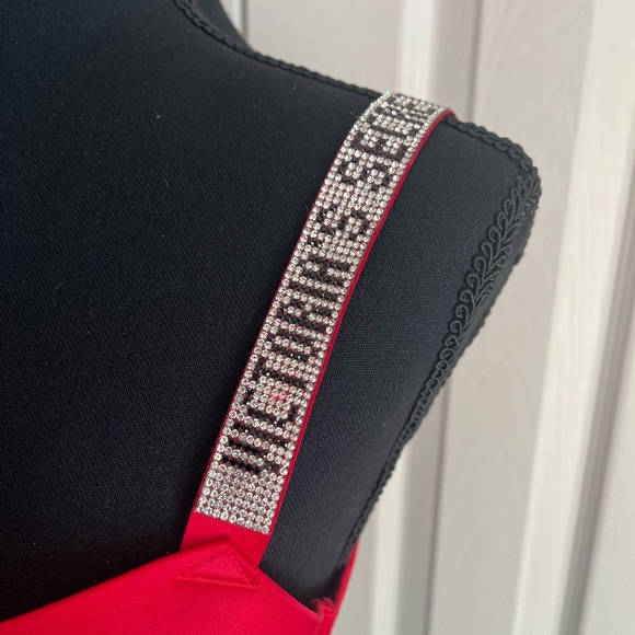 VS 🧨 Red BOMBSHELL Rhinestone Bra || Size 34D 🪩 EXCELLENT CONDITION - Picture 2 of 3